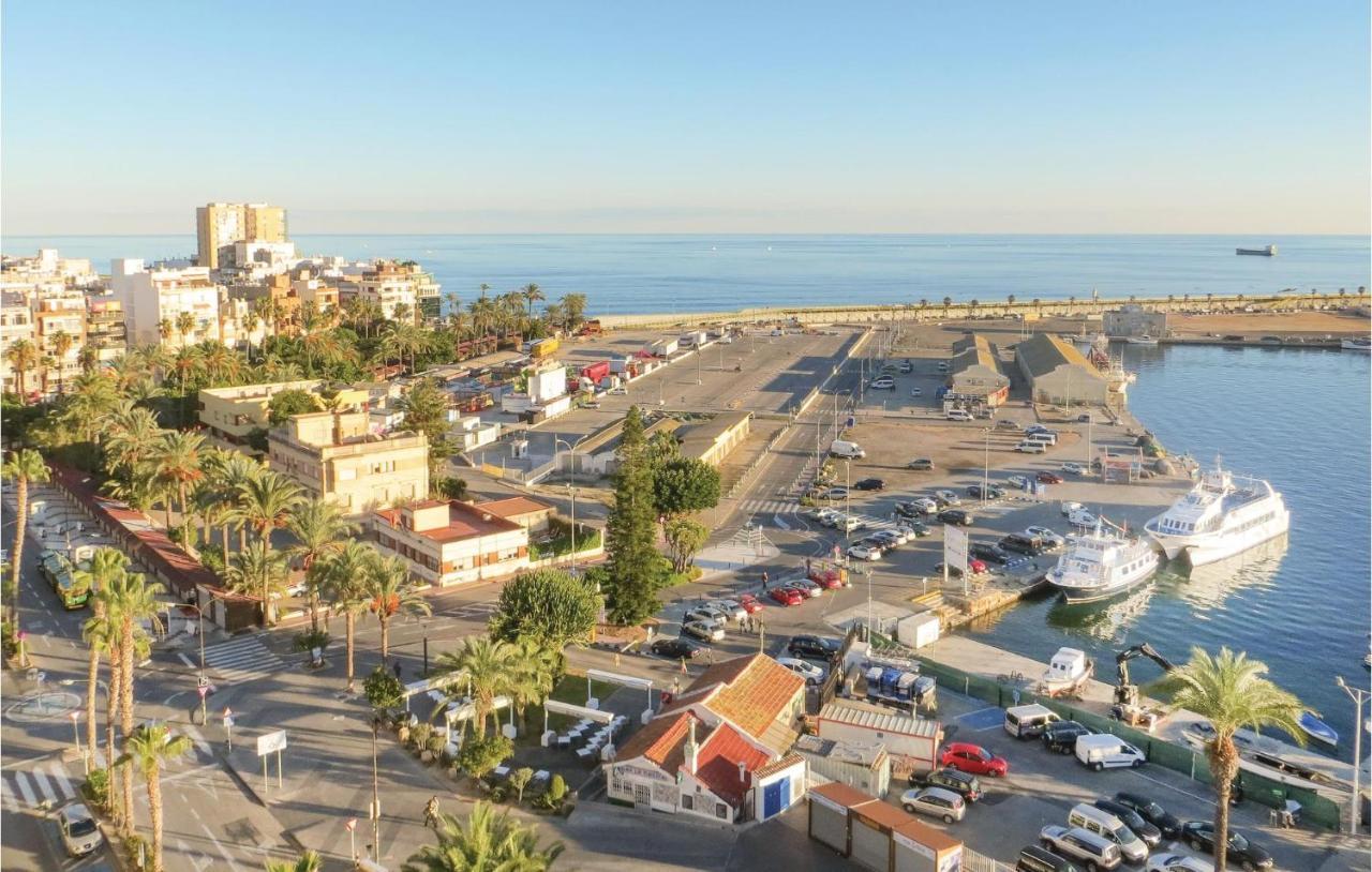 2 Bedroom Stunning Apartment In Torrevieja Eksteriør billede